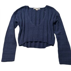 HYFVE Boutique Deep Blue Purple V-Neck Knit‎ Cropped Sweater Women’s Size Small